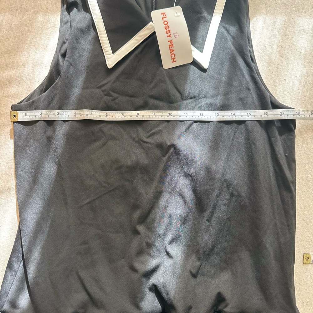 Women’s Black Sleeveless Drop-Waist Dress with White Trim Collar Size Large chic - Picture 7 of 9